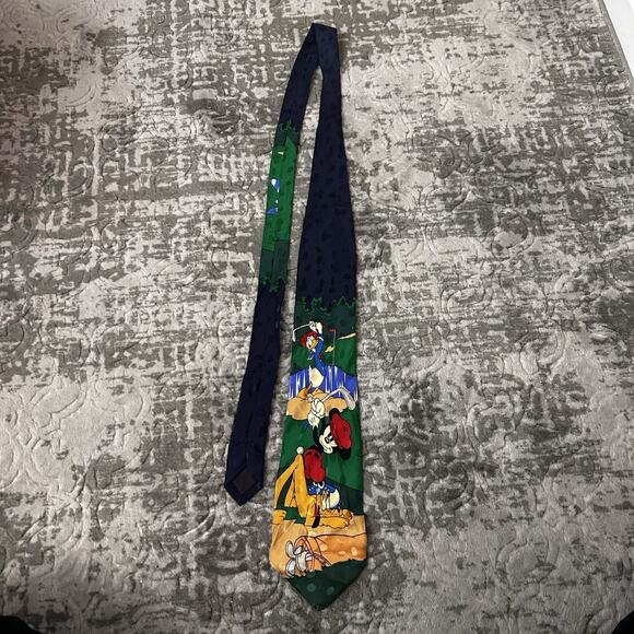 Vintage Disney Mickey’s Inc 1928 Golf Sport Themed 100% Silk Men’s Necktie - Picture 1 of 9